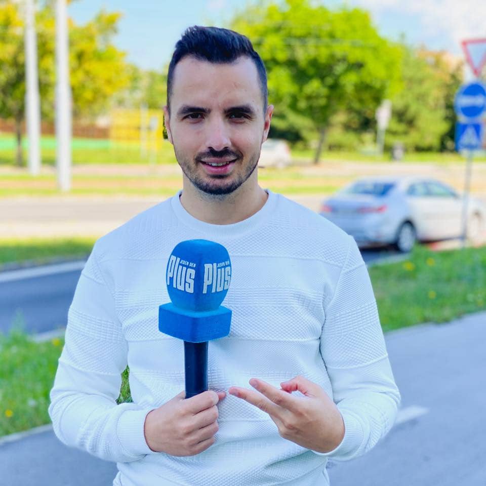 Moderátor Matej Martinček moderuje pre Plus Jeden Deň
